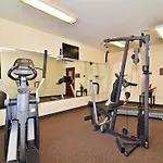 Comfort Suites 